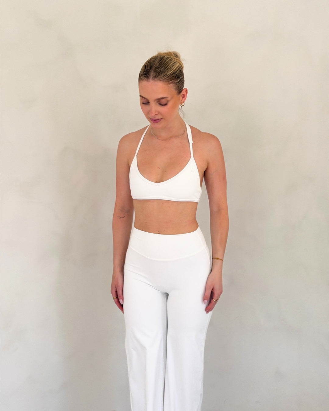The Muse Flare Leggings — Cloud