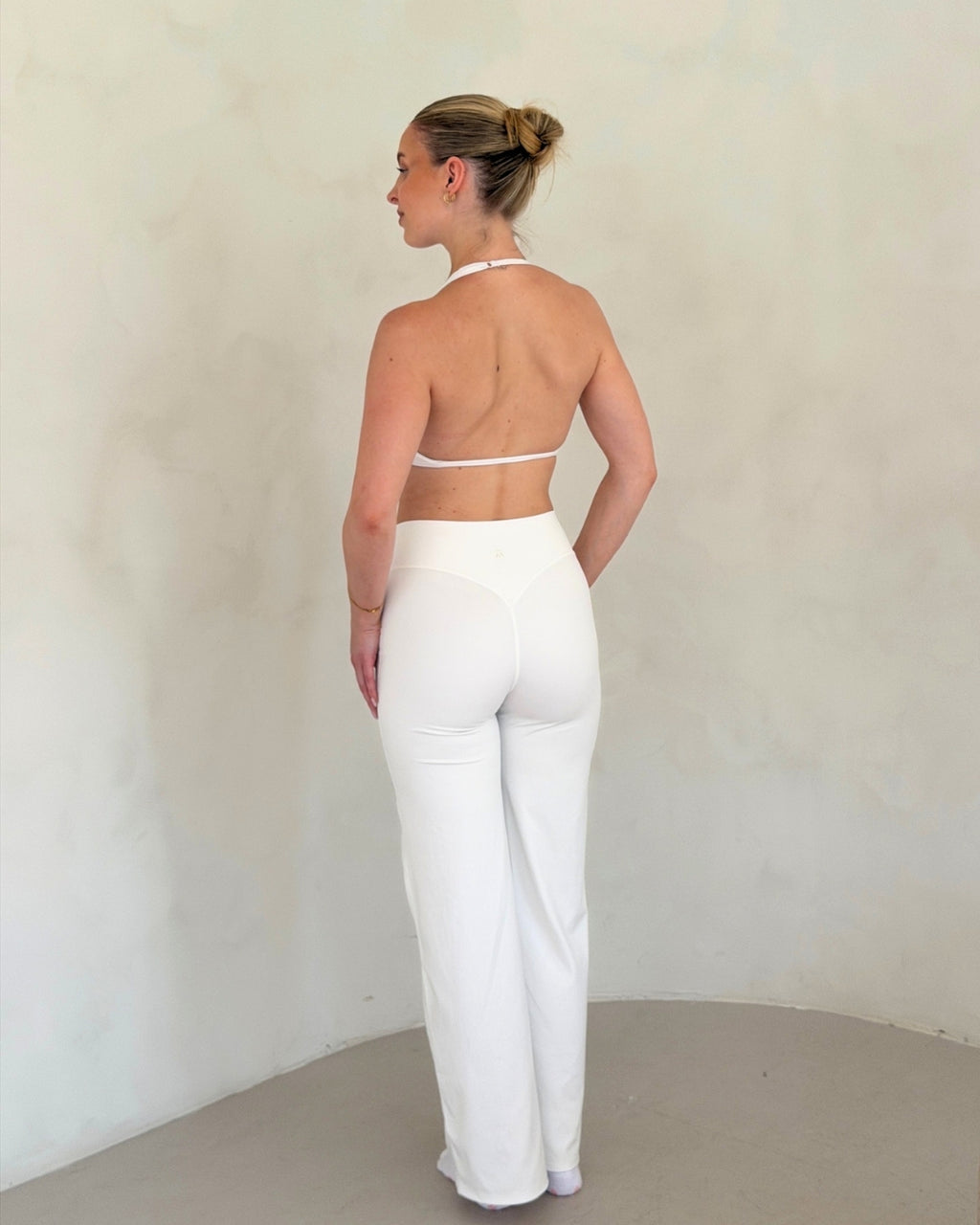 The Muse Flare Leggings — Cloud
