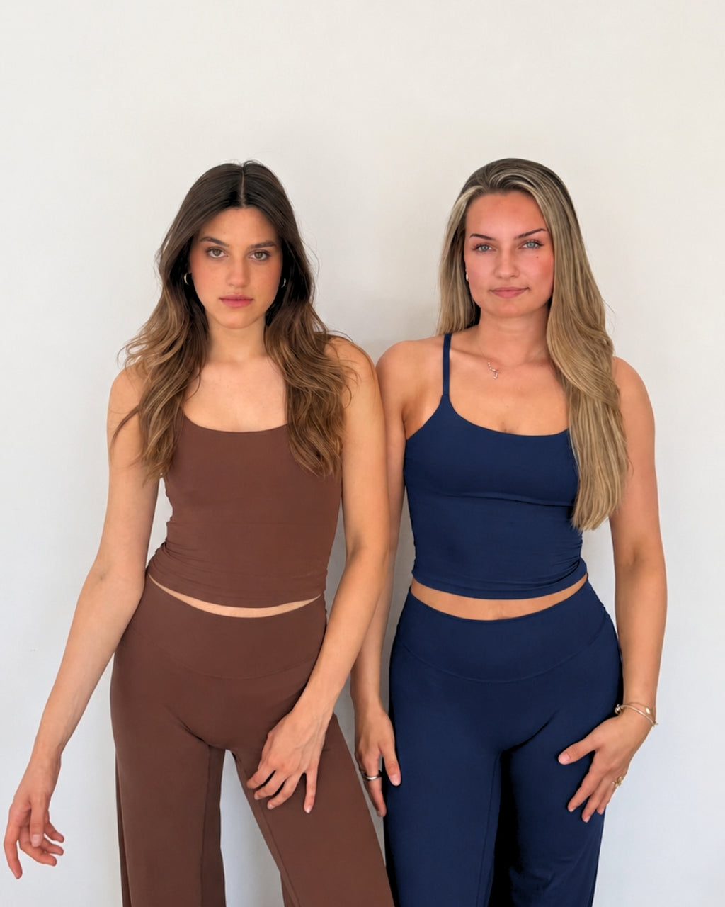 The Muse Flare Leggings — Navy